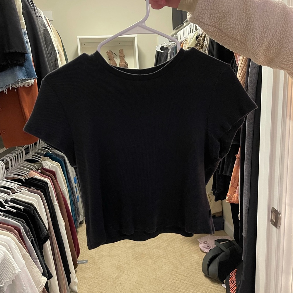 TNA Ribbed Cropped Tee - Picture 2 of 4